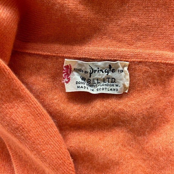 ****SOLD**** Vintage Cashmere Sweater / Pringle of Scotland - Picture 4 of 12